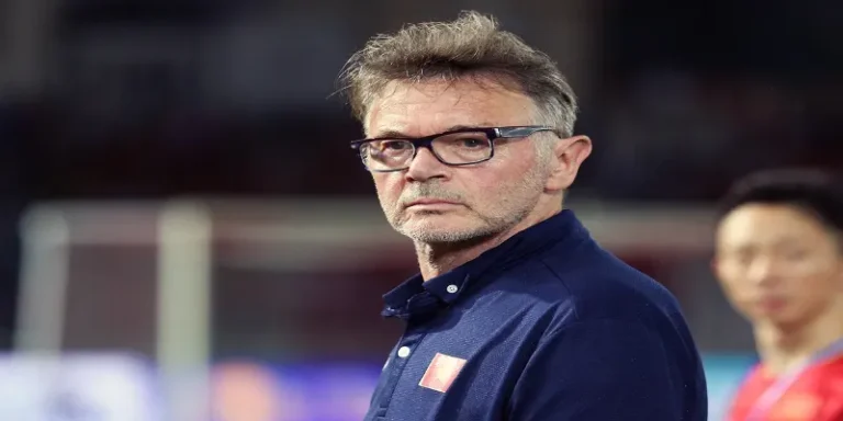 Philippe Troussier: Mastermind Shaping Global Football Talent